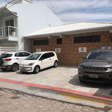 Villa Casa - Próximo a UFSC e CENTRO - 5 KM Florianópolis Exterior foto